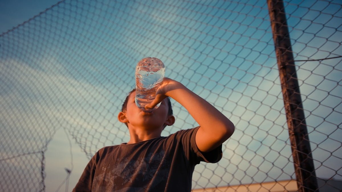 Voici la quantité d'eau à boire par jour, selon les experts !