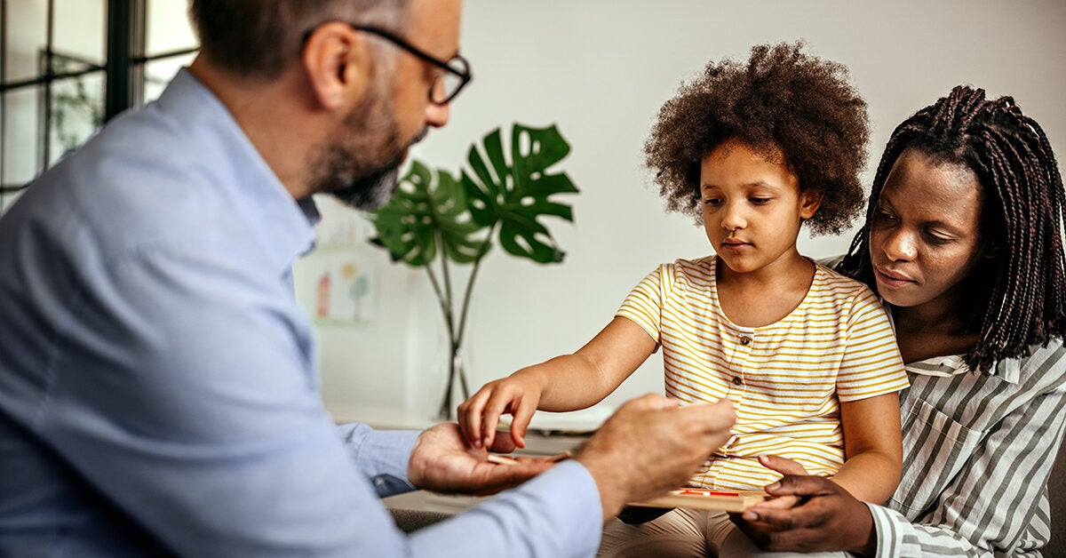 Comment éviter les erreurs si les parents jouent un rôle actif dans la thérapie de l'enfant ?