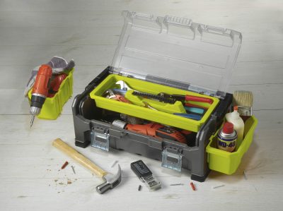 Les outils essentiels à avoir dans sa caisse à outils : découvrez tout ce qu'il faut savoir !